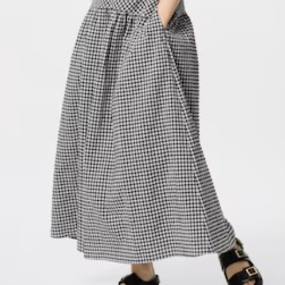 Black gingham Uniqlo maxi skirt with pockets